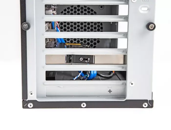 DeLOCK Mobilā plaukta PCI Express karte 47028 Photo 9