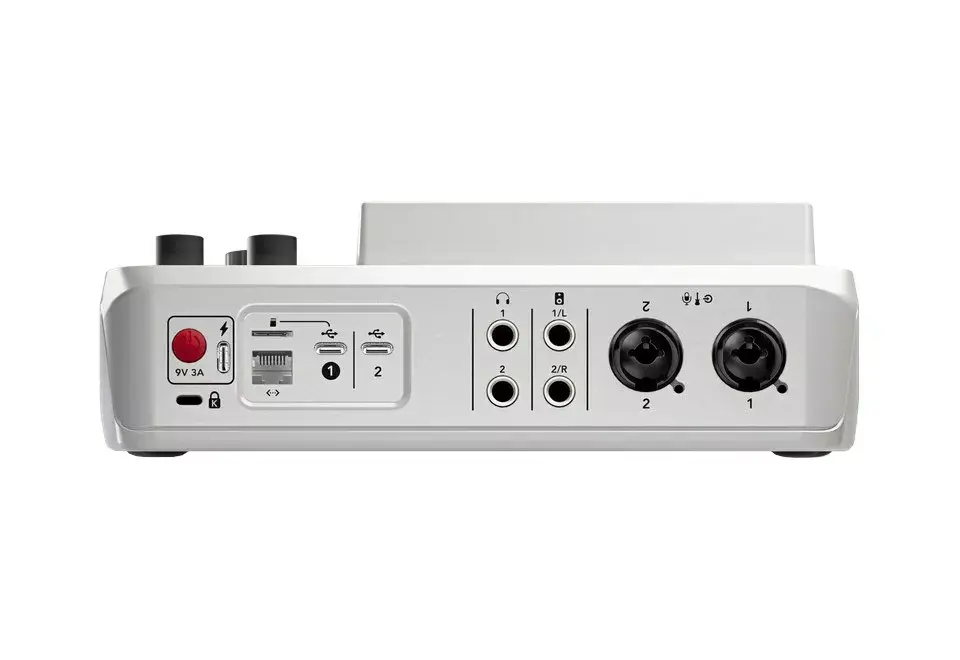 RØDE RCDUOW podcast production studio Photo 4