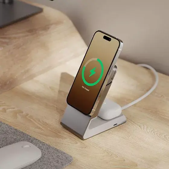 ALOGIC Matrix 2-in-1 Magnetic Charging Dock Photo 3