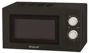 Solo mikroviļņu krāsns BRANDT SM2016B — 700 W, 20 L, 6 jaudas līmeņi, 245 mm pagrieziena plāksne, melna