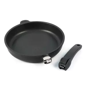 Indukcijas panna AMT Gastroguss I528EZ20B ar noņemamu rokturi, 20 cm, 4 slāņu nesaturīga pārklājuma