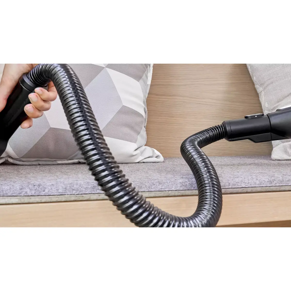 Putekļsūcējs Bosch BCS711PET Photo 16