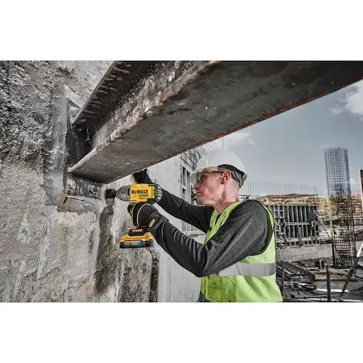 Электрическая отвертка DeWALT DCF900H2T-QW Photo 4
