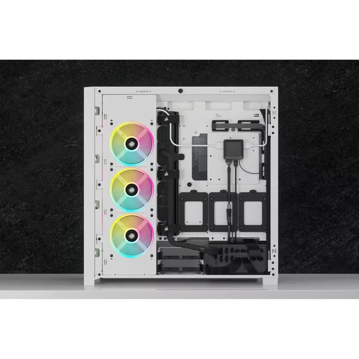 Displejs Corsair CW-9061012-WW Photo 4