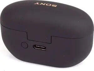 Charging Case Sony A5061335A Black — protective charging case for compatible Sony earbuds
