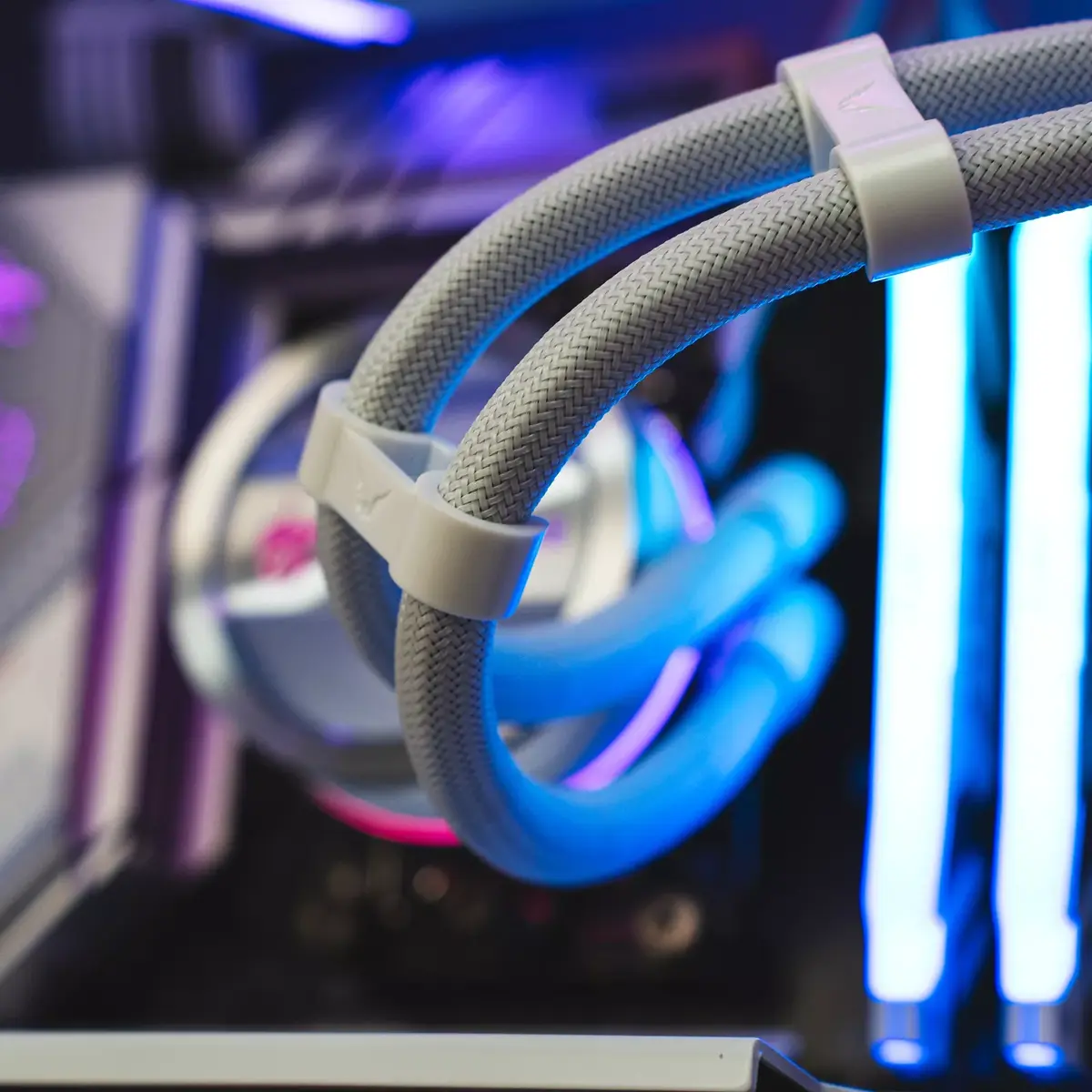 All-in-one šķidruma dzesētājs Valkyrie VK-AIODR240W Photo 3