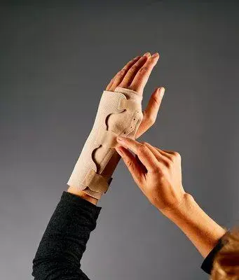 Wrist Support 3M FUTURO 47855 Photo 2