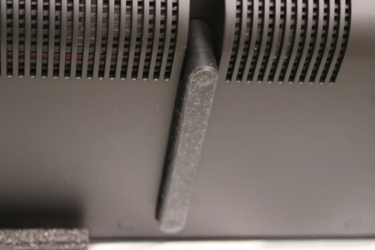 Sennheiser AMBEO Soundbar EU - Used Demo, Dust on Soundbar Photo 4