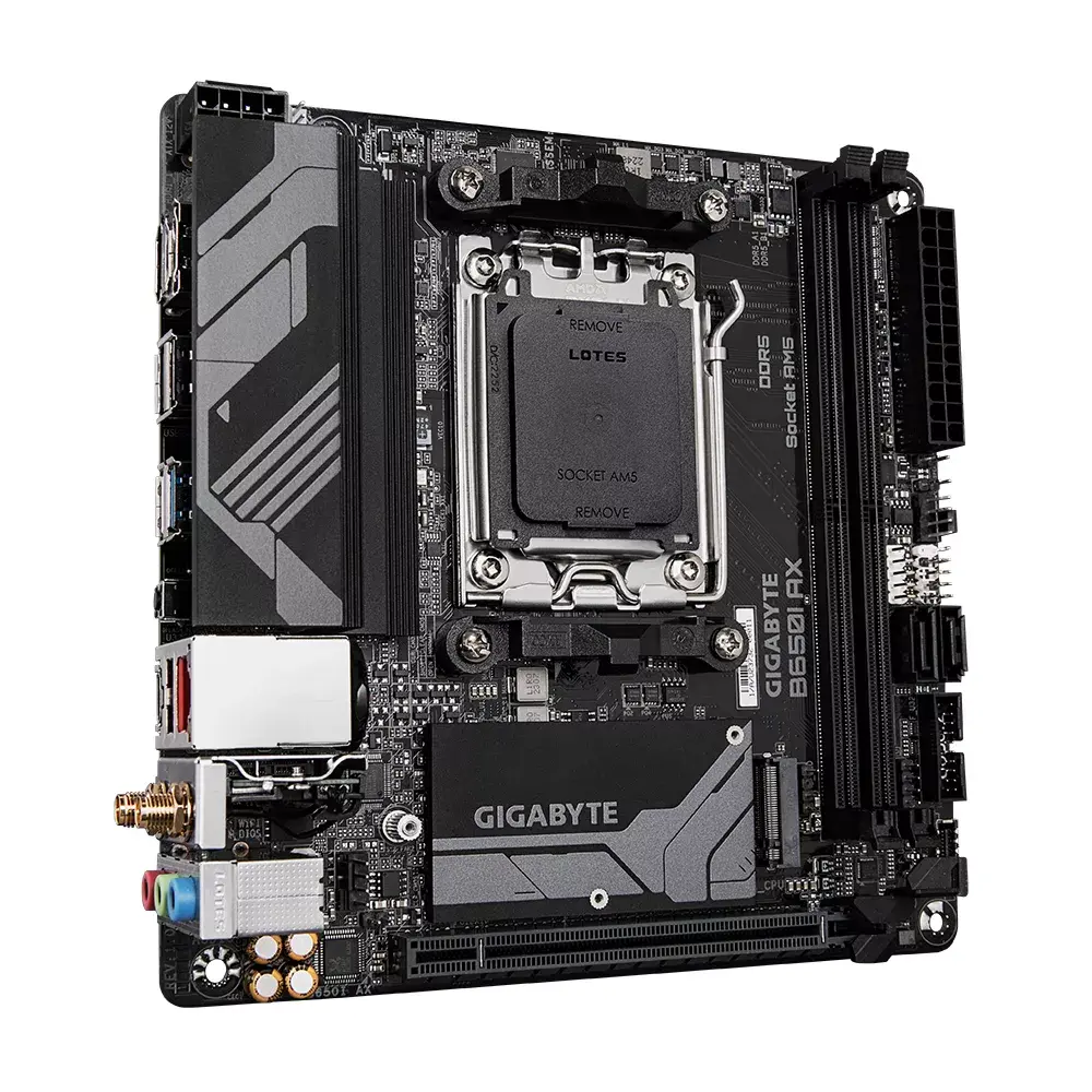 Pamatplate GIGABYTE B650I AX, B650 Photo 3