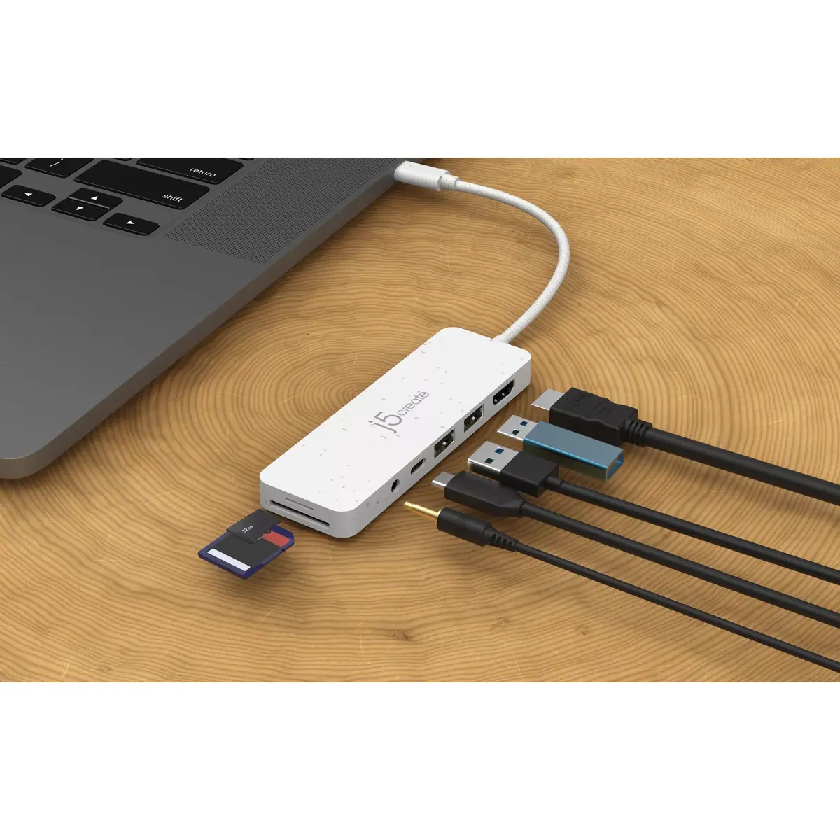 USB-C Мульти-портовый Хаб j5create JCD373EW Photo 4