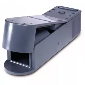 Live-catch mouse trap Swissinno SuperCat — reusable humane rodent trap, no-kill design