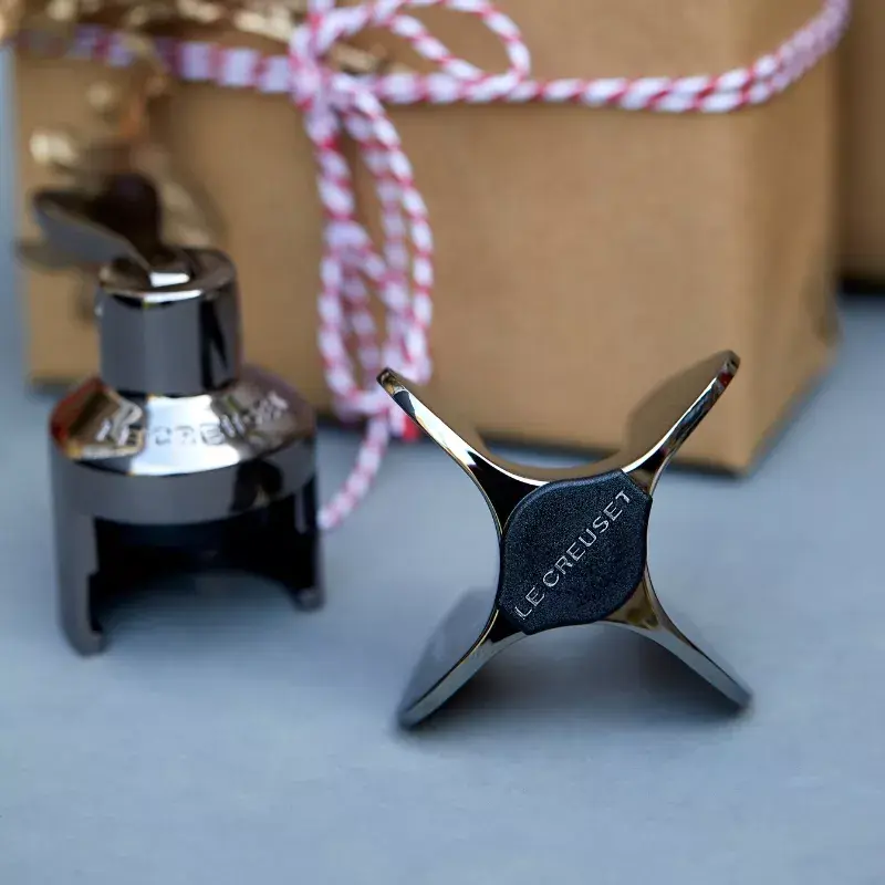 Открывалка для шампанского Le Creuset SW-100 Champagne Star Photo 2