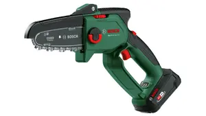 Bosch EasyChain 18V-15-7 Cordless Pruning Saw with 18V Battery, 2.5 Ah, 15 cm Chain Bar Length and 6.95 m/s Chain Speed