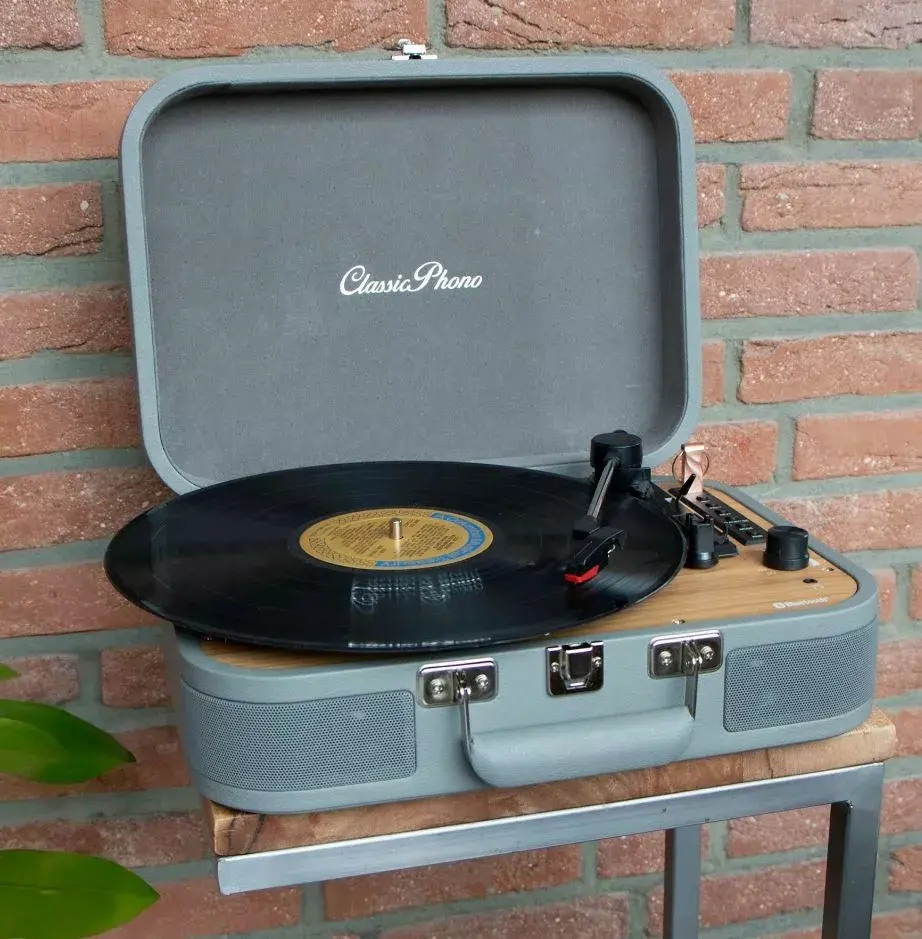 Lenco TT-116GR turntable suitcase — portable vinyl player Photo 3