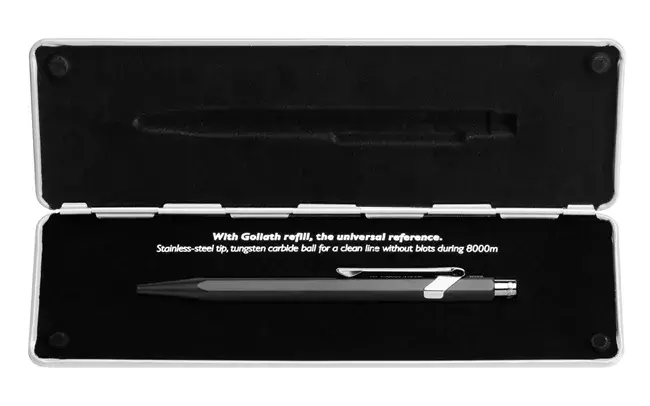 Clip-on retractable ballpoint pen Caran d-Ache 849.509 Photo 4