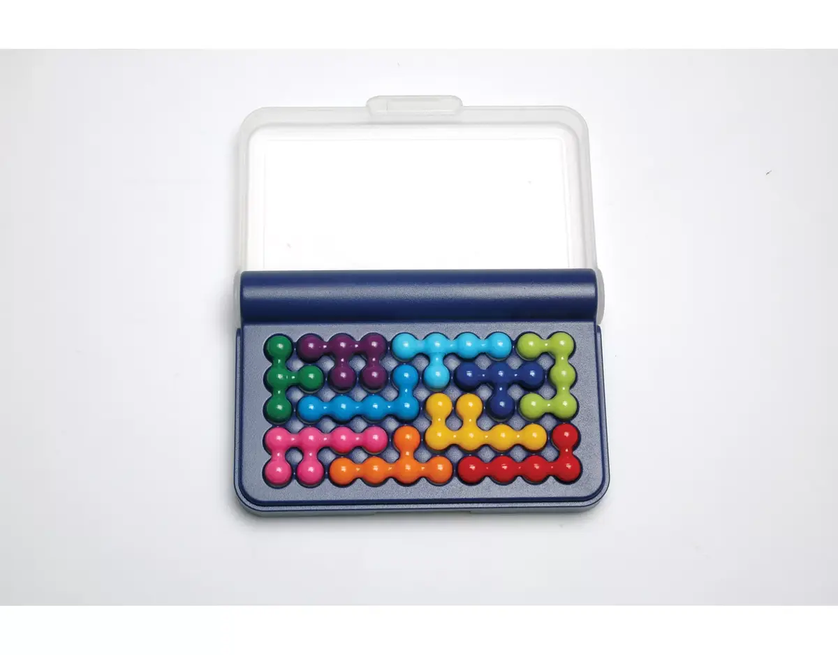 Smart Games IQ Fit puzzle game Photo 3