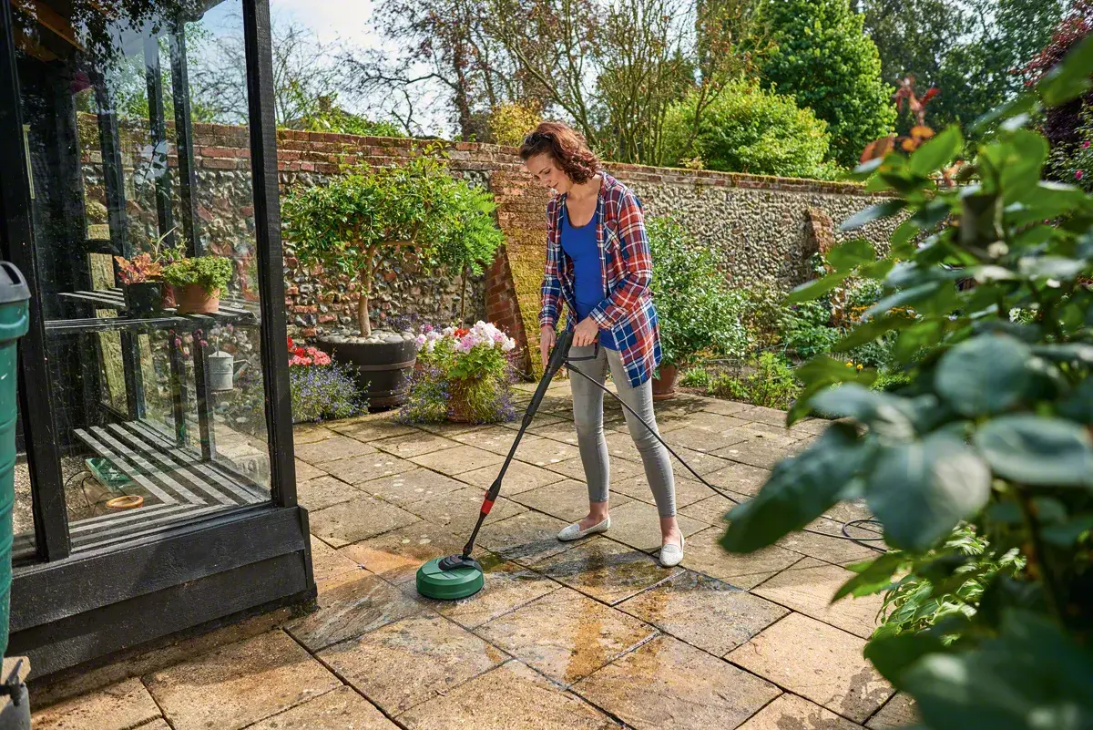 Patio Cleaner Bosch Aquasurf 250 Photo 3