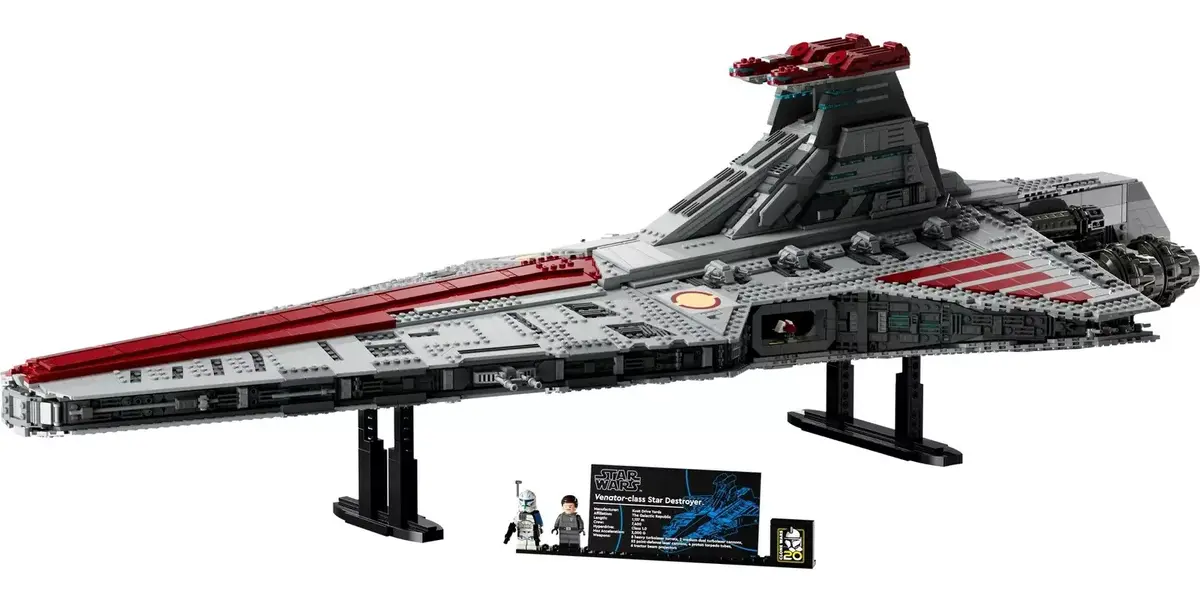LEGO Star Wars Venator Class Attack Cruiser 75367 Photo 3