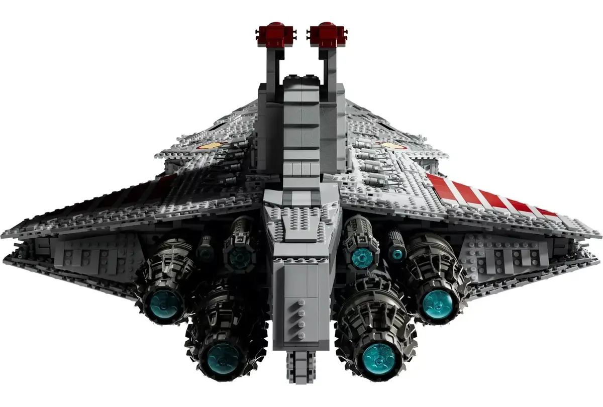 LEGO Star Wars Venator Class Attack Cruiser 75367 Photo 6