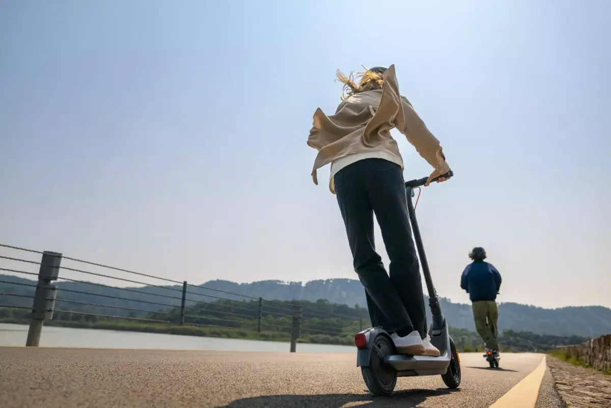 Klasiskais skūteris Segway E2 Pro E Photo 8