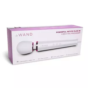 Стиковый сетевой массажер le wand 54023950000 — компактный, длина 25 см, насадка Ø 4.8 см, 6 режимов, 10 уровней, проводной, белый