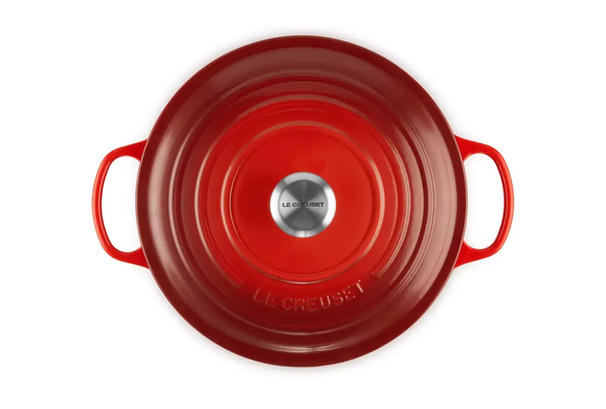 Le Creuset Signature Round Casserole 6.7L Red Photo 4