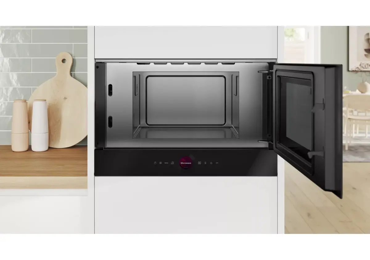 Iebūvējamā mikroviļņu krāsns Bosch Serie 8 BFR7221B1 Photo 3