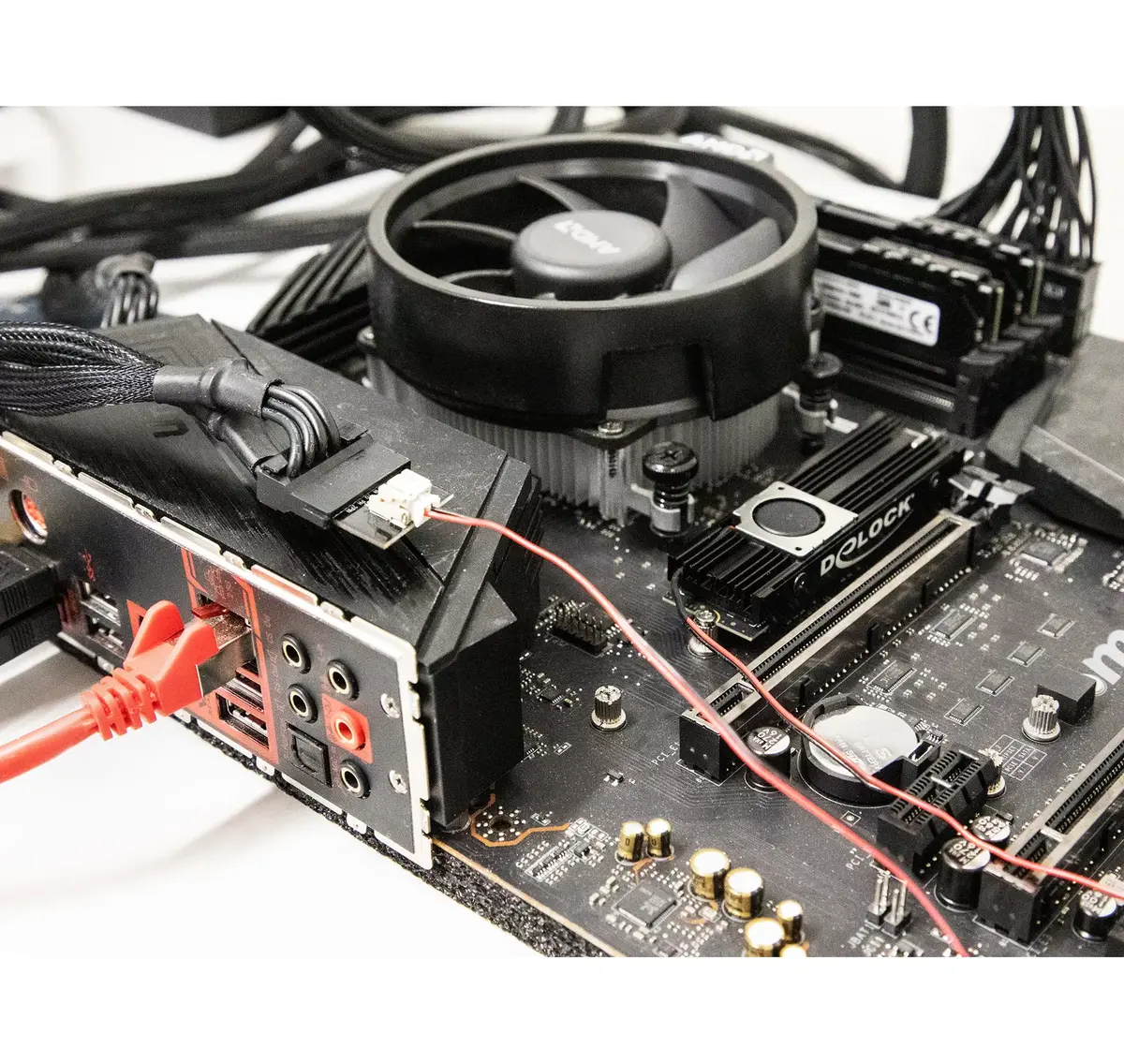 Siltuma izlietne DeLOCK Heat sink ar ventilatoru M.2 SSD 2280 Photo 5