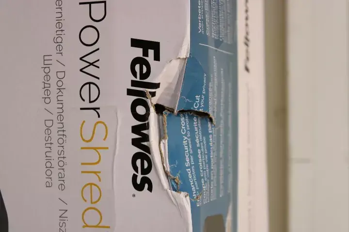 Шредер Fellowes LX50 перерезной 9 листов Photo 2