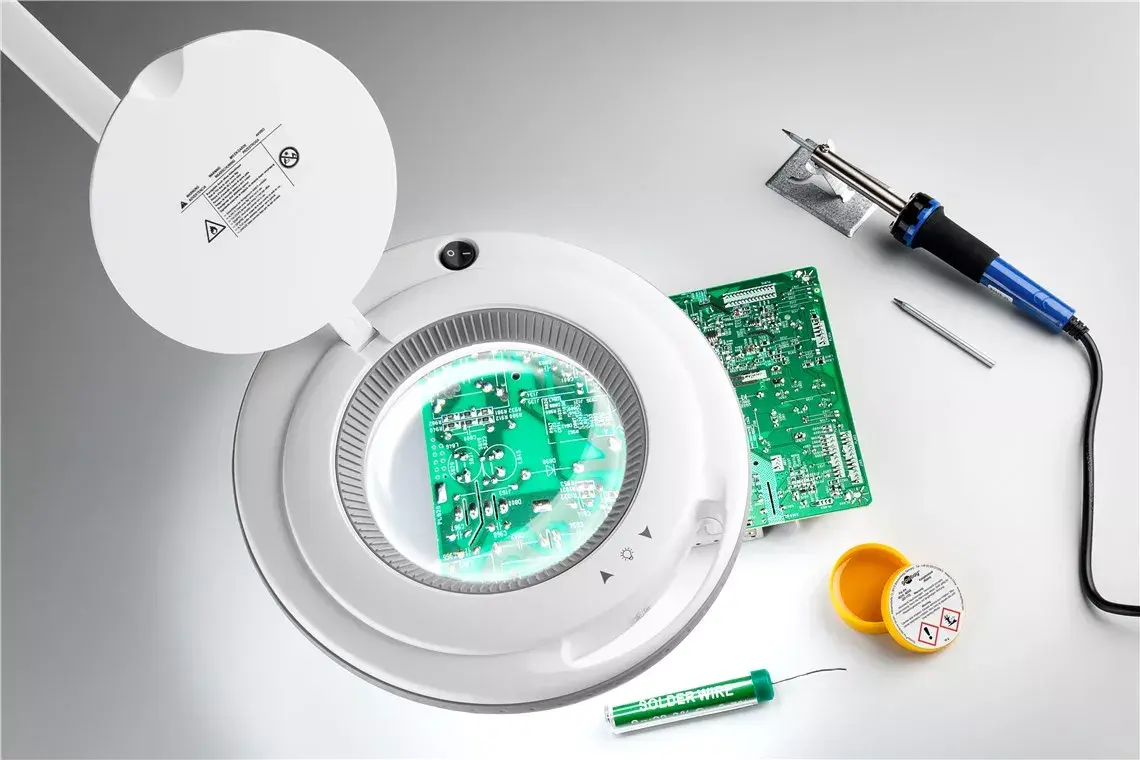 GOOBAY LED palielināmā lampa ar skavu 9 W Photo 12