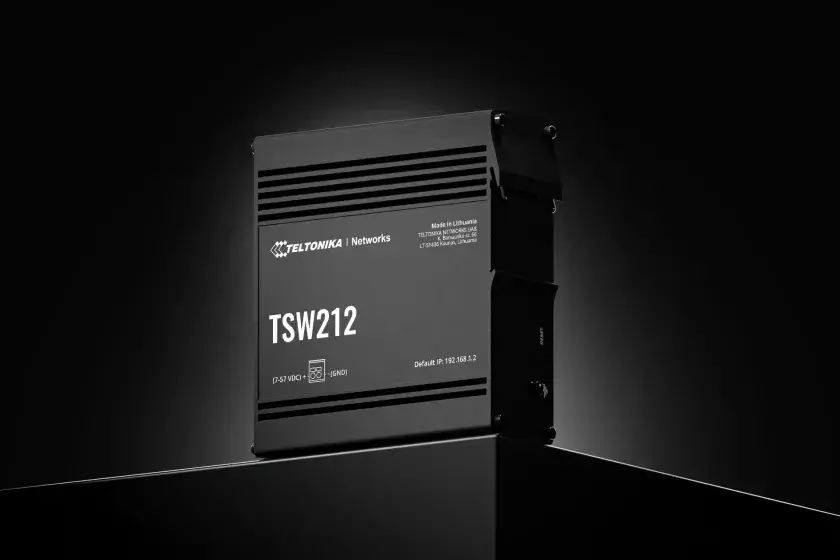 Managed Switch Teltonika TSW212 Photo 6
