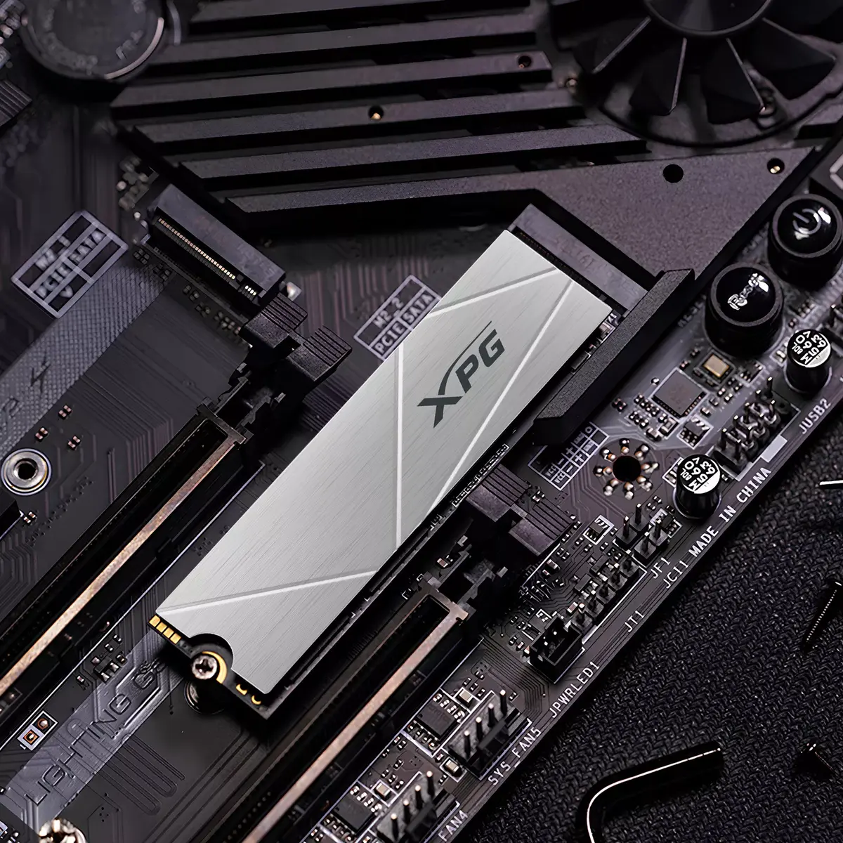 SSD ADATA 1 ТБ GAMMIX S60 Photo 7