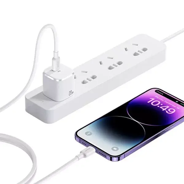 usams USB-C зарядное US-CC183 PD 20 Вт Photo 5