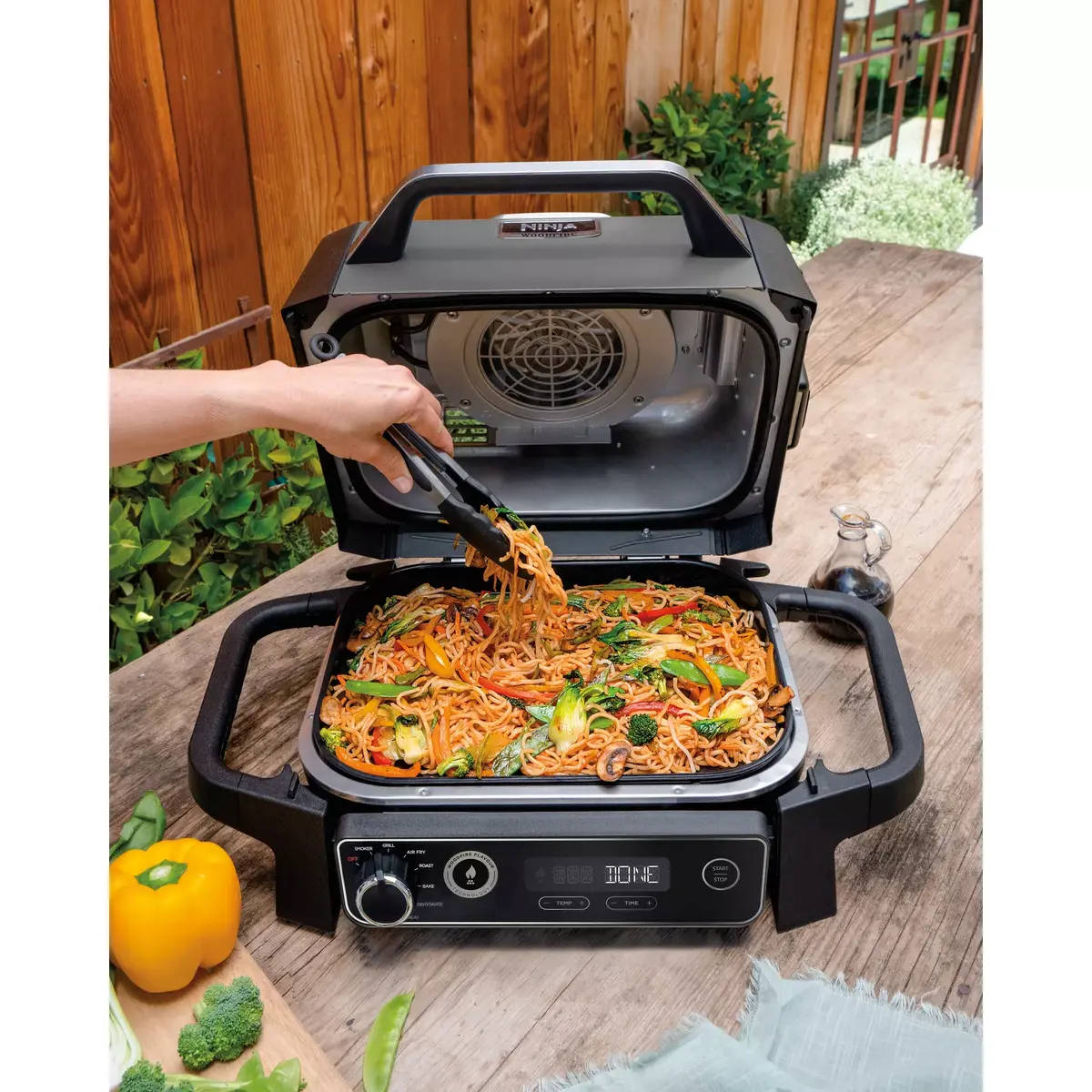 Контактный гриль Ninja Woodfire Outdoor Grill Photo 17