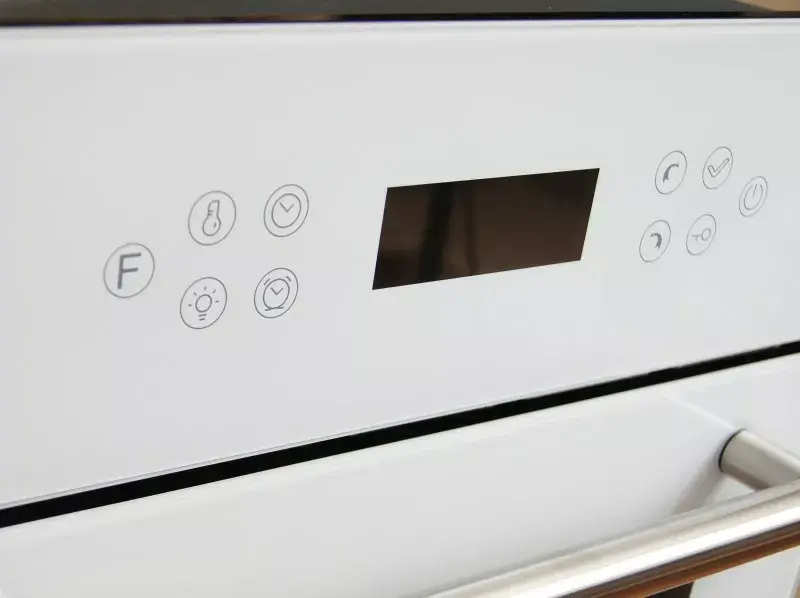 Iebūvējamā elektriskā cepeškrāsns SCHLOSSER STF45WHTL Photo 2