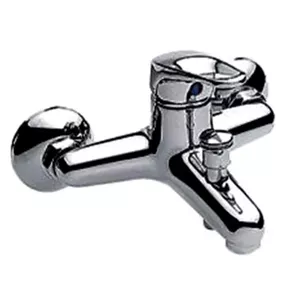 Смеситель для ванны с душевым набором Baltic Aqua S-4/40K Skinny — встроенный смеситель и ручной душ