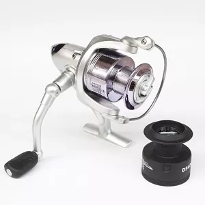 Spinning Reel Pro Catch DF4000 (model 9113516) — 4.5:1 Gear Ratio