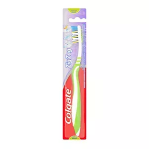 Зубная щетка Colgate Green для взрослых, модель 7004943 — ручная, средняя жесткость ворса