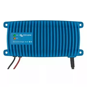Battery charger Victron Energy BPC240813006 — 24 V lead-acid charger