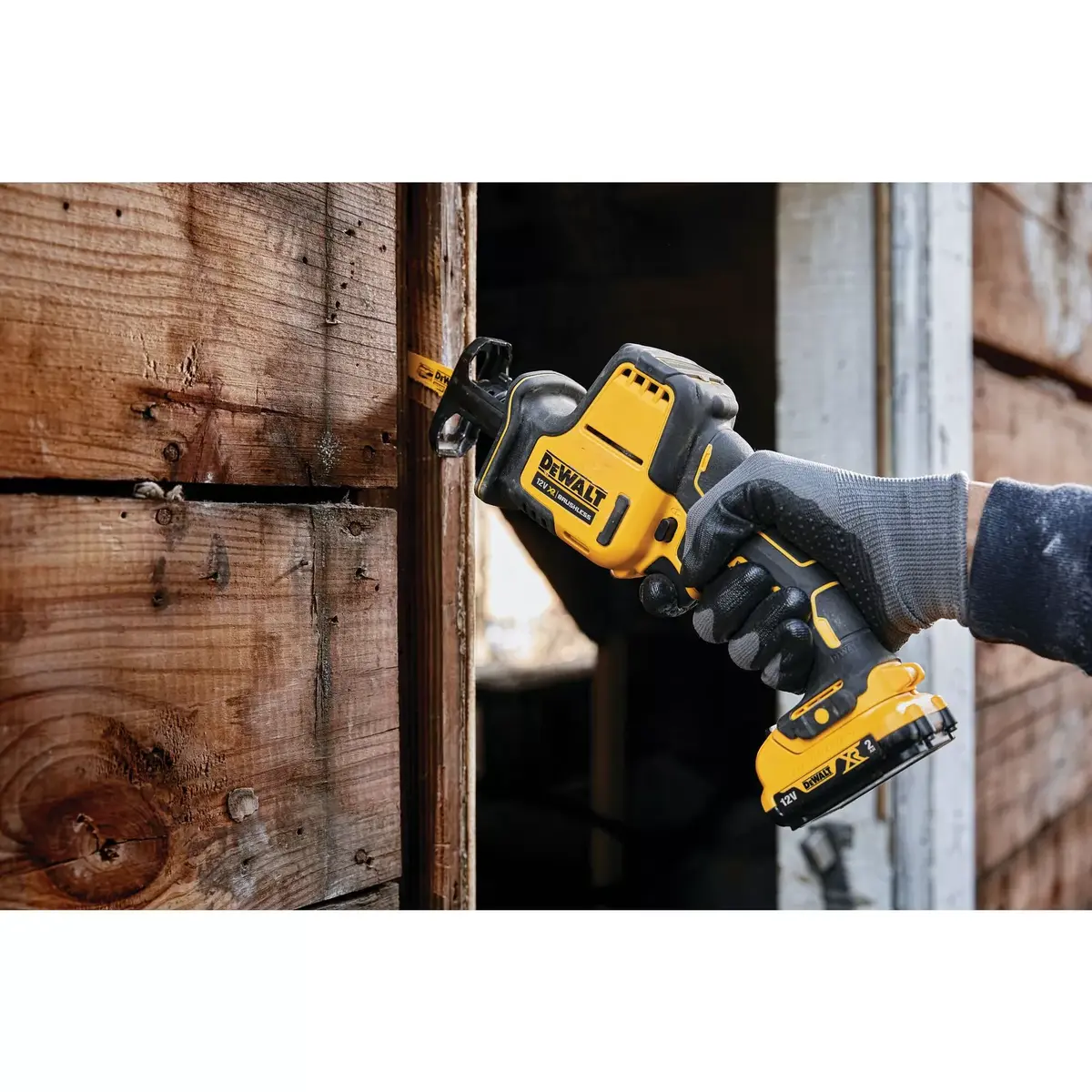 DeWalt DCS312N-XJ Reciprocating Saw Photo 4