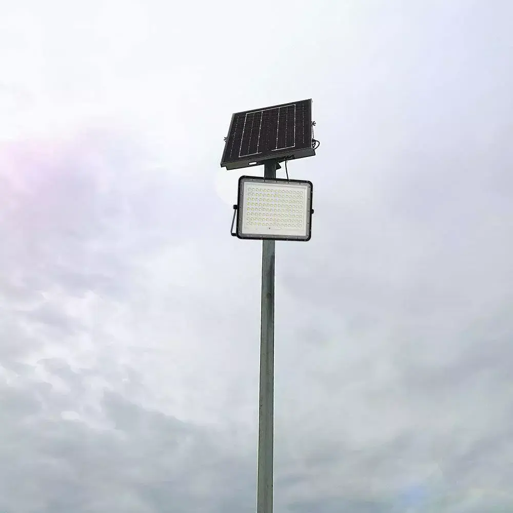 V-TAC VT-180W Solar LED Projector 20W Photo 5