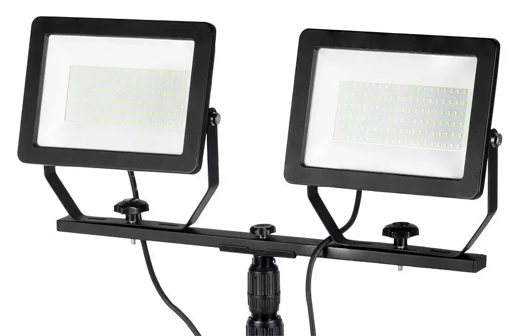 Двойной LED прожектор на штативе 2×100W SMD 2×8500 лм Photo 2