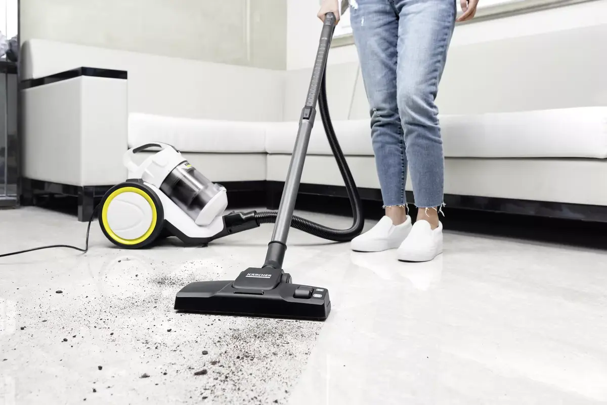 Цилиндрический пылесос Karcher VC 3 Photo 2