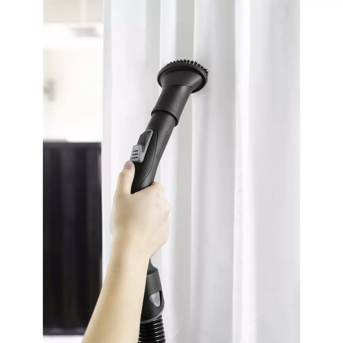 Цилиндрический пылесос Karcher VC 3 Photo 4