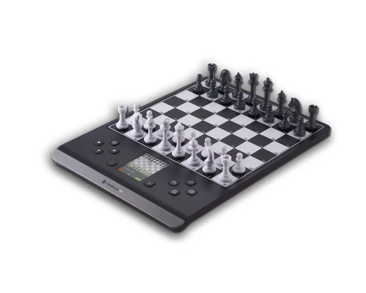 Шахматный набор Millennium ChessGenius Pro Photo 4