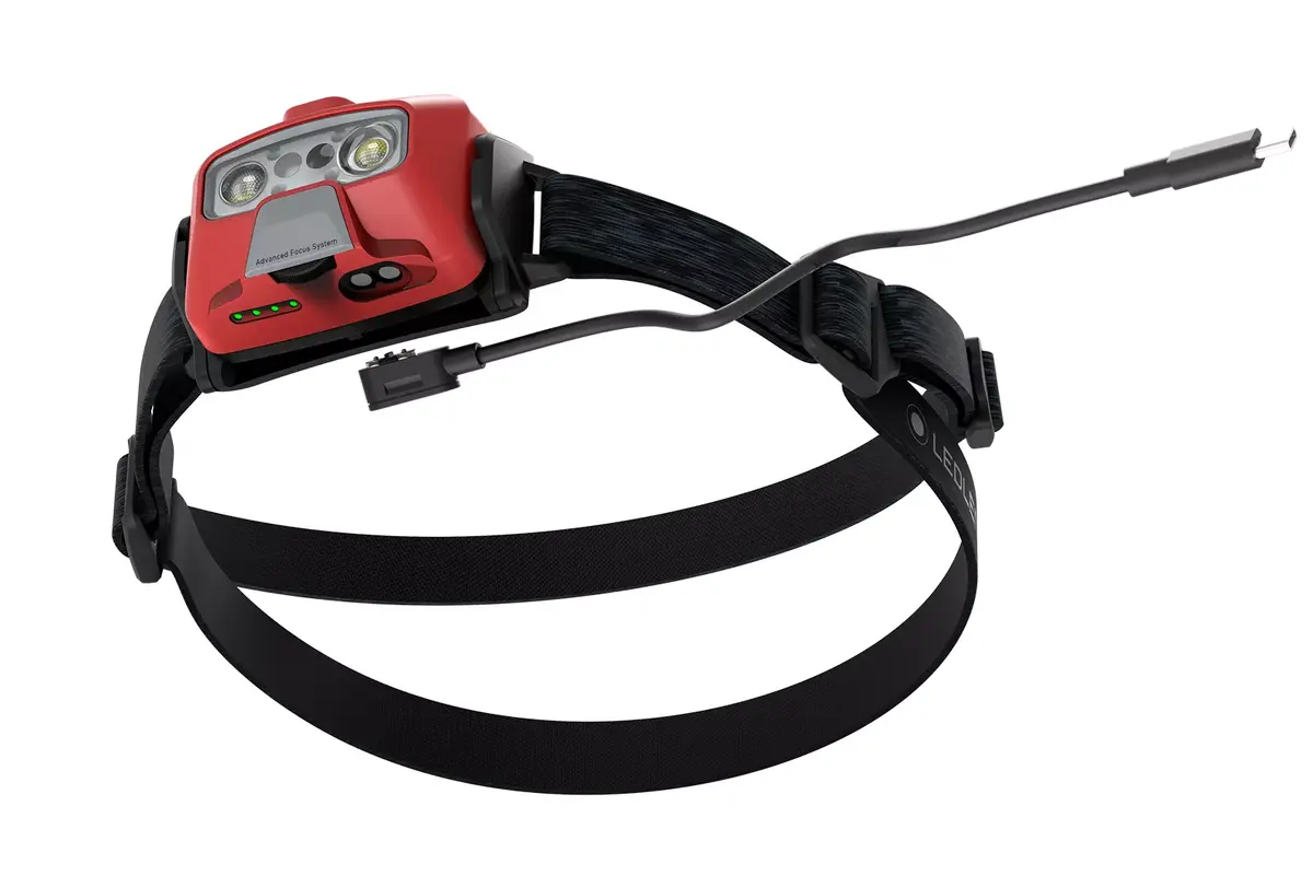 Налобный фонарь Ledlenser HF6R Core Photo 6