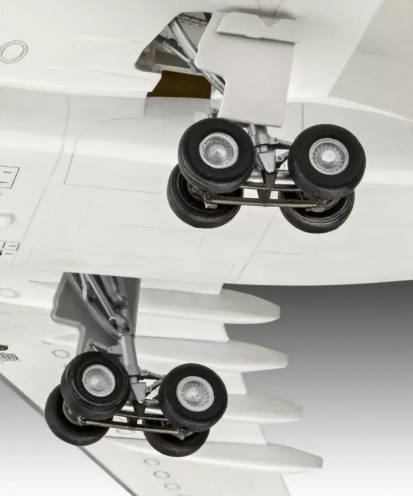 REVELL Airbus A330-300 Lufthansa modelis 1:144 Photo 3