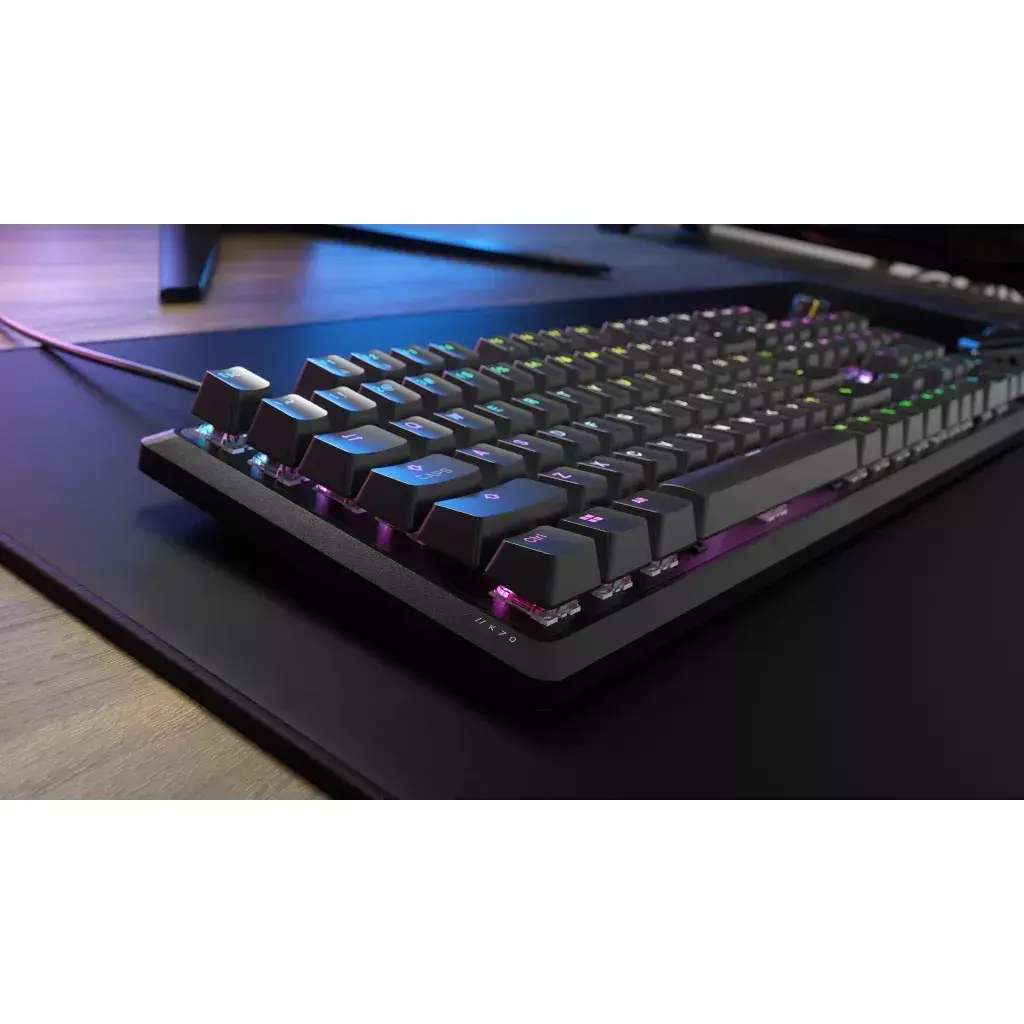 Corsair K70 CORE tastatūra Photo 6