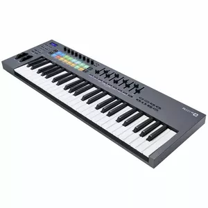 DJ pulti un MIDI klaviatūras