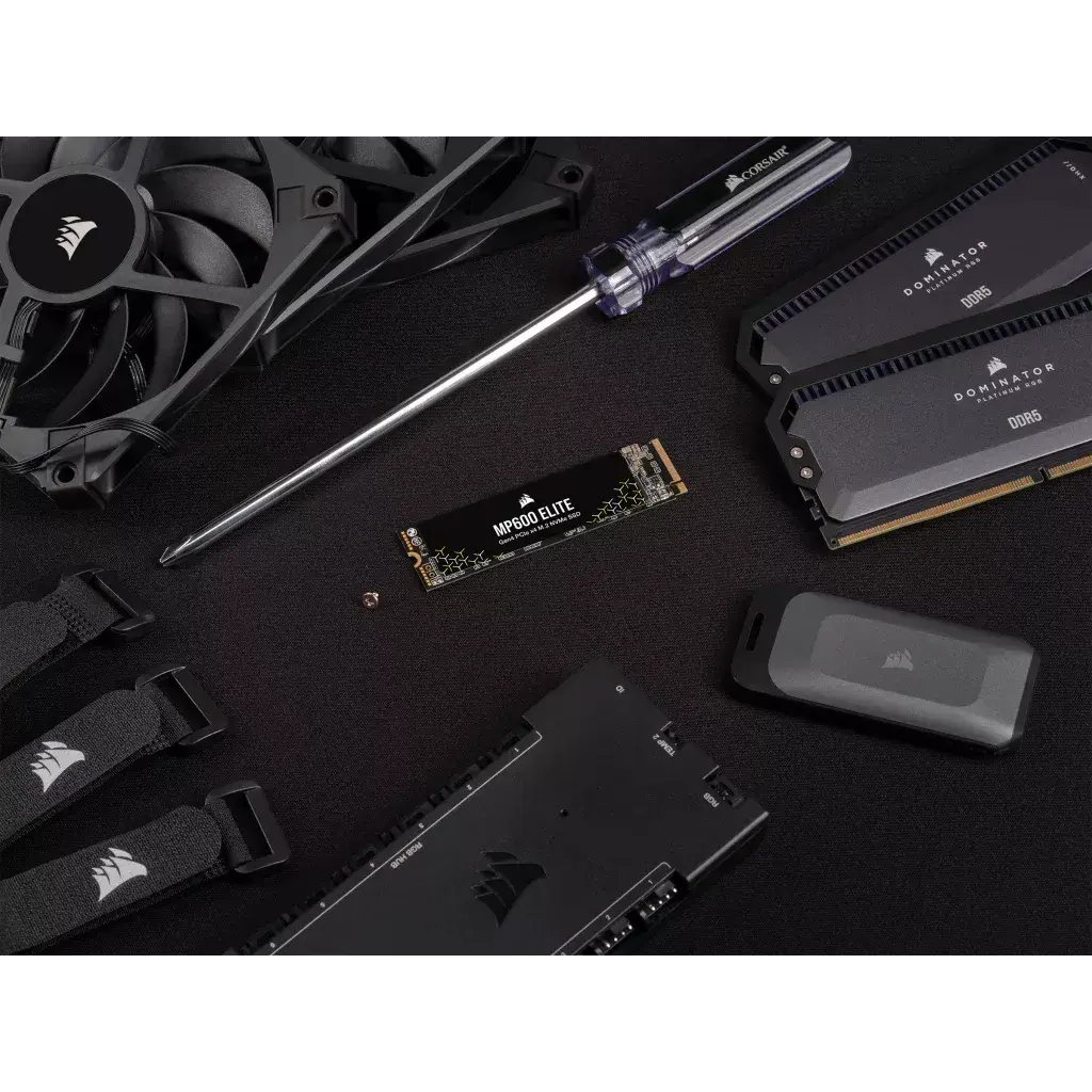 SSD диск Corsair 2 ТБ MP600 ELITE Photo 12